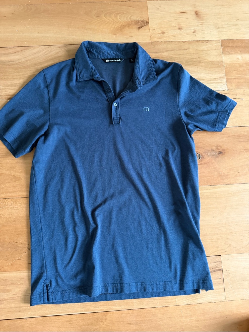 TravisMathew Men's Blue Solid Short Sleeve Logo Polo Shirt Cotton Blend Size L